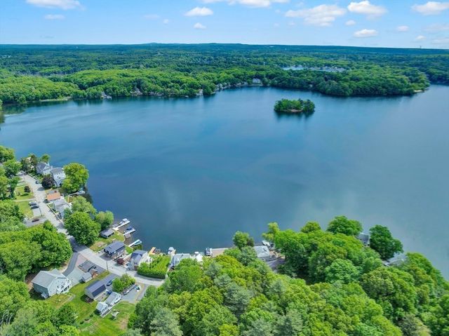 118 Woolford Road, Wrentham, MA 02093