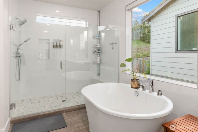 3809 163rd Avenue SE, Bellevue, WA 98008