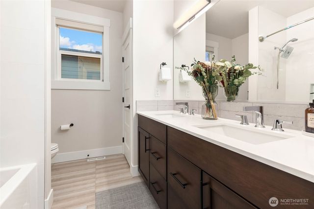 3809 163rd Avenue SE, Bellevue, WA 98008