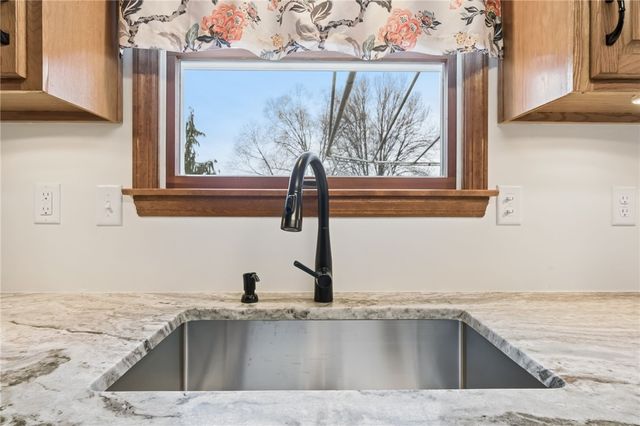 55 Regola Dr, Penn Twp, PA 15642