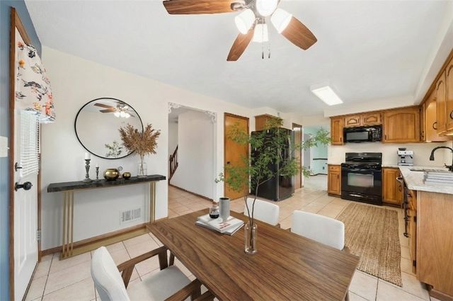 55 Regola Dr, Penn Twp, PA 15642