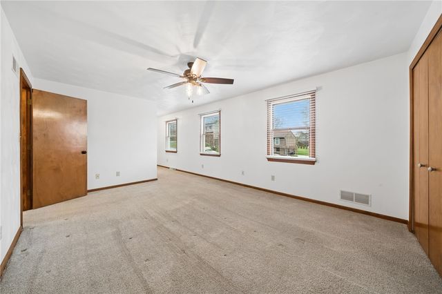 55 Regola Dr, Penn Twp, PA 15642