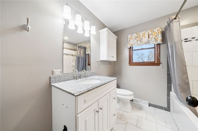 55 Regola Dr, Penn Twp, PA 15642