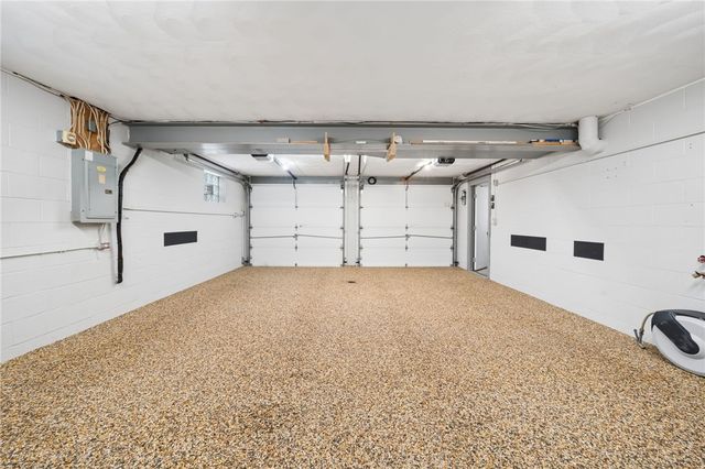 55 Regola Dr, Penn Twp, PA 15642