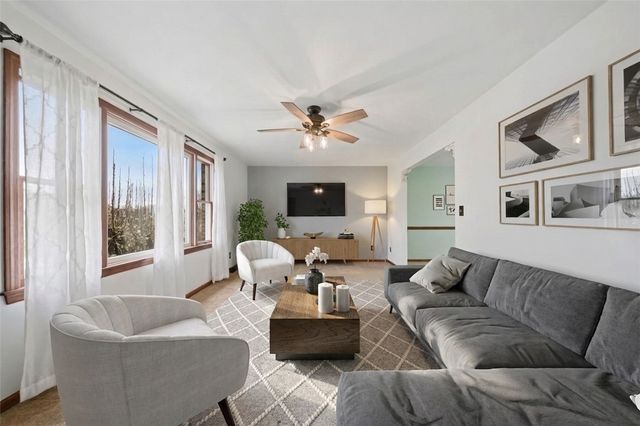 55 Regola Dr, Penn Twp, PA 15642