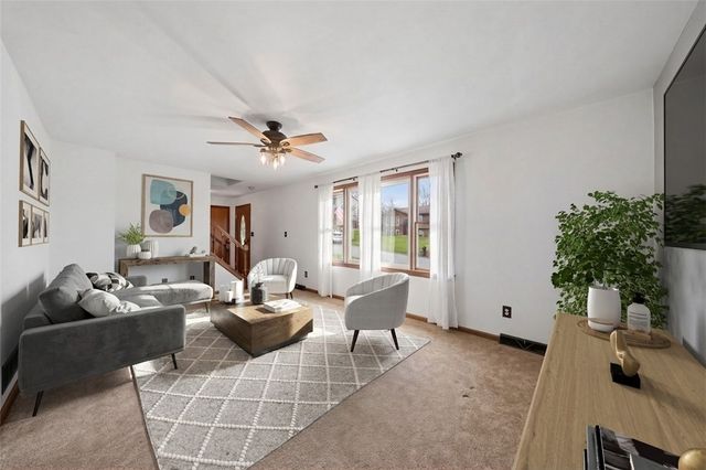 55 Regola Dr, Penn Twp, PA 15642