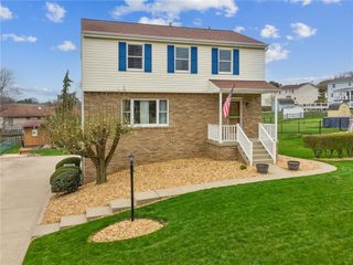 55 Regola Dr, Penn Twp, PA 15642