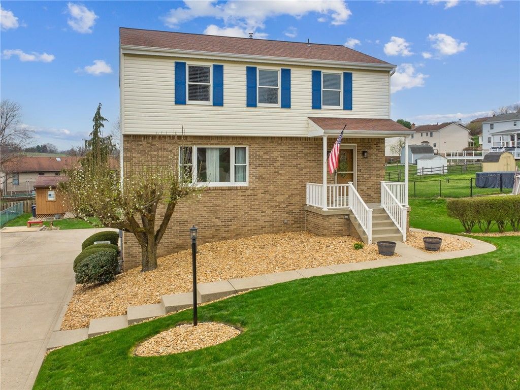 55 Regola Dr, Penn Twp, PA 15642