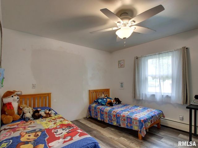 2130 E SUNNYBROOK Drive, Quincy, IL 62301