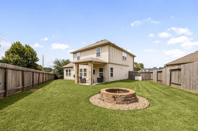 1728 Wandering Hills Road, Conroe, TX 77304