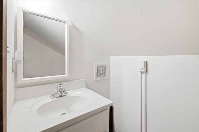 405 Bay Road, Andover, NH 03216