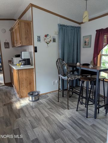 10487 Co Rd 4, 124, Swanton, OH 43558