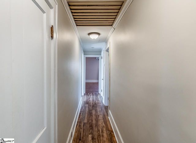 417 W Farley Avenue, Laurens, SC 29630