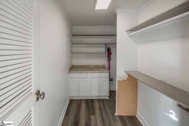 417 W Farley Avenue, Laurens, SC 29630