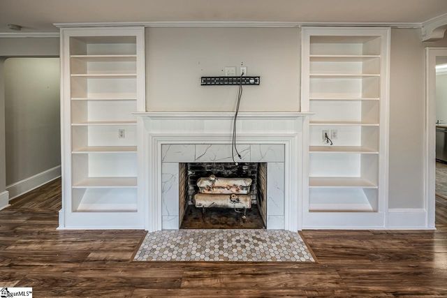 417 W Farley Avenue, Laurens, SC 29630