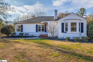 417 W Farley Avenue, Laurens, SC 29630
