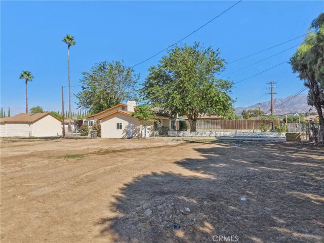 11285 Cherry Avenue, Cherry Valley, CA 92223