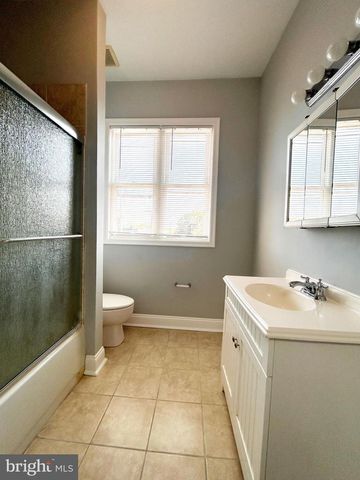 530 ROSE HILL TER, Baltimore, MD 21218