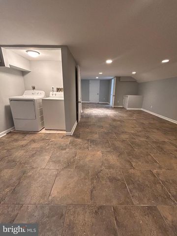 530 ROSE HILL TER, Baltimore, MD 21218