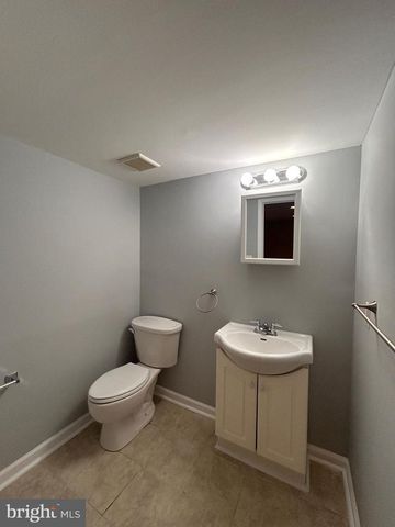 530 ROSE HILL TER, Baltimore, MD 21218
