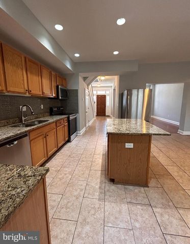 530 ROSE HILL TER, Baltimore, MD 21218