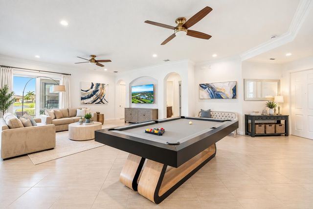 115 Tresana Boulevard 35, Jupiter, FL 33478