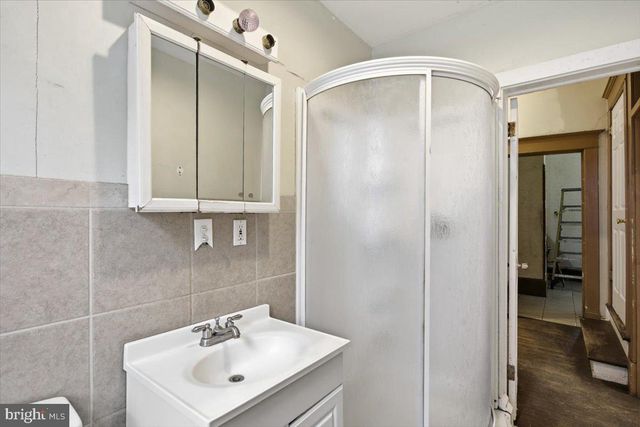 207 W SUNSET AVE W, Greensboro, MD 21639