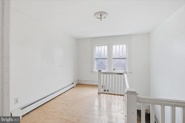 207 W SUNSET AVE W, Greensboro, MD 21639