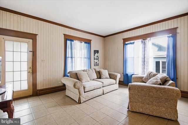 207 W SUNSET AVE W, Greensboro, MD 21639