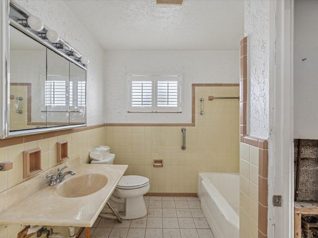 529 80TH AVENUE, St Pete Beach, FL 33706