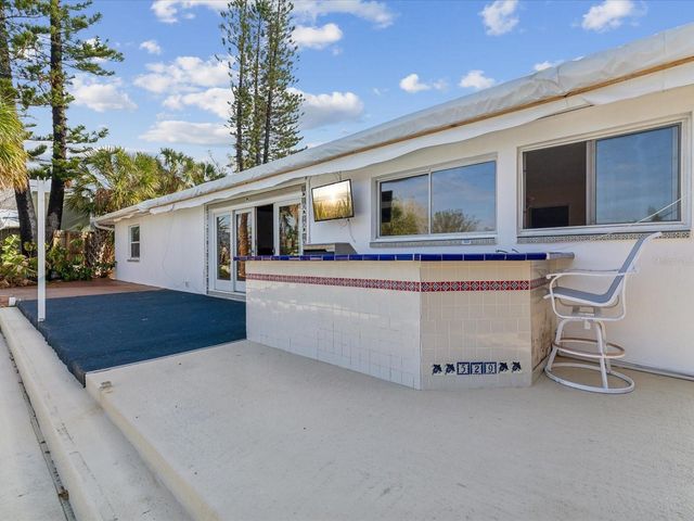 529 80TH AVENUE, St Pete Beach, FL 33706