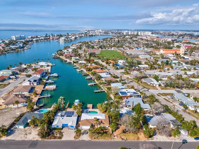 529 80TH AVENUE, St Pete Beach, FL 33706