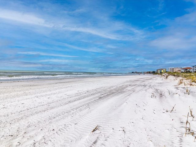 529 80TH AVENUE, St Pete Beach, FL 33706