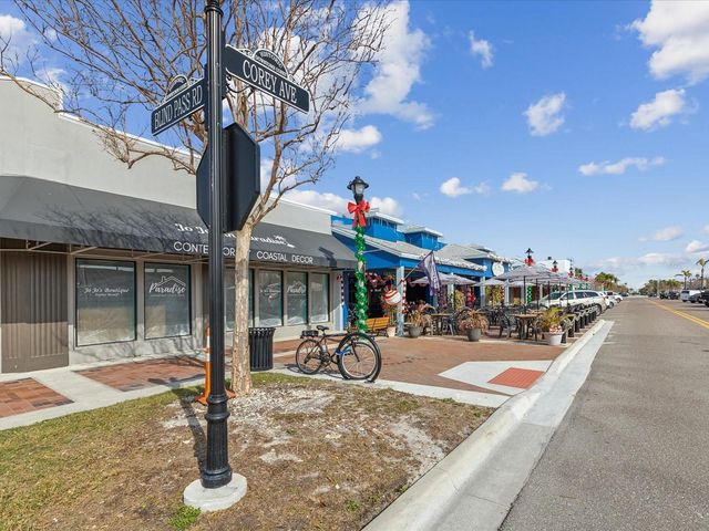 529 80TH AVENUE, St Pete Beach, FL 33706