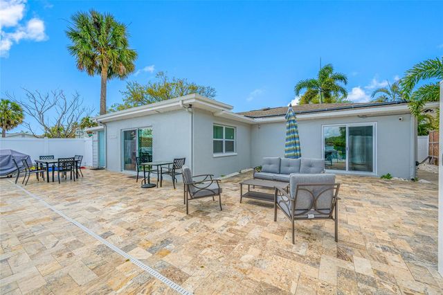 404 18TH AVENUE, Indian Rocks Beach, FL 33785