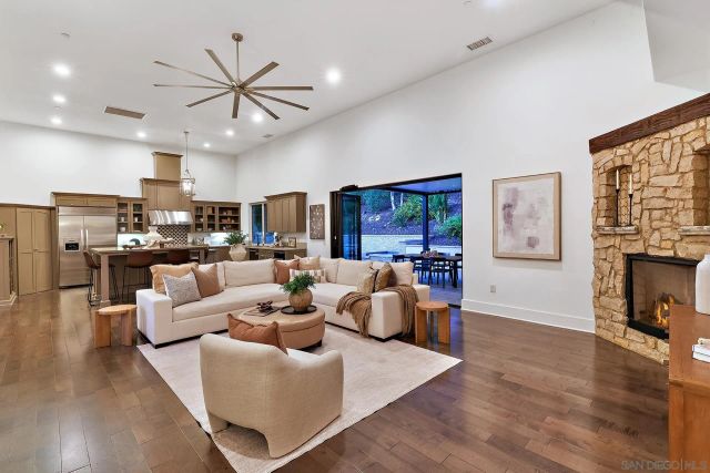 18375 Bernardo Trails Ct, San Diego, CA 92128