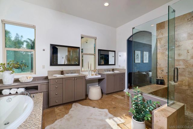 18375 Bernardo Trails Ct, San Diego, CA 92128