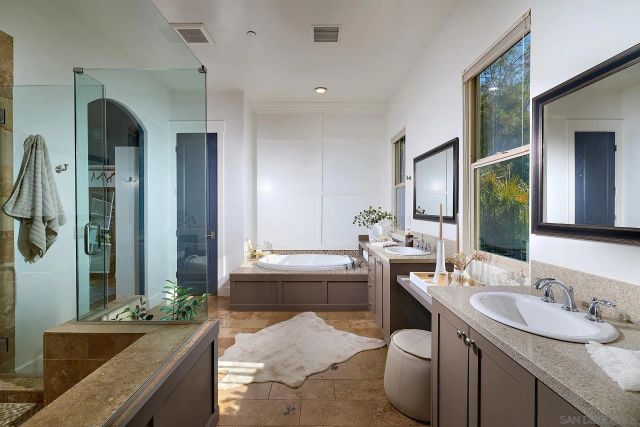 18375 Bernardo Trails Ct, San Diego, CA 92128