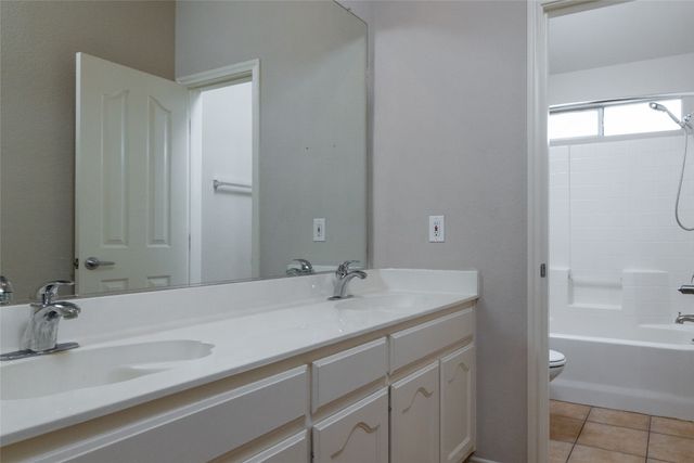 5133 Emmeryville Lane, Fort Worth, TX 76244