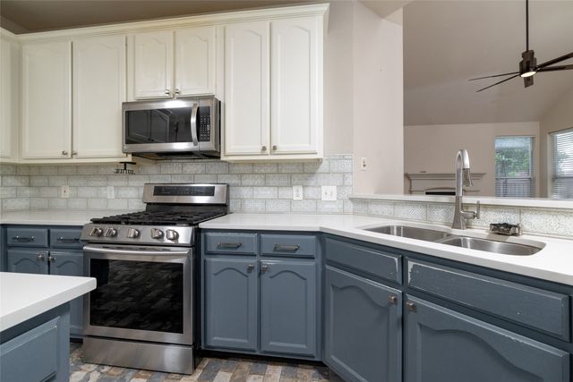 5133 Emmeryville Lane, Fort Worth, TX 76244