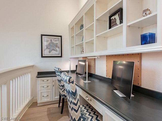 165 5TH ST S 3, Naples, FL 34102