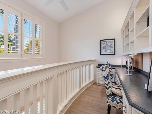 165 5TH ST S 3, Naples, FL 34102