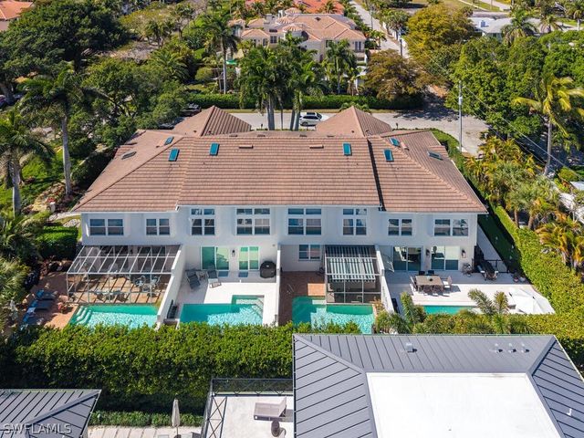 165 5TH ST S 3, Naples, FL 34102