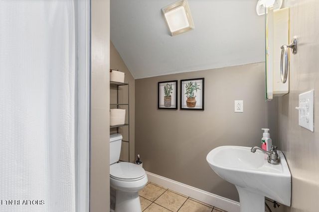 124 County Road 619, Etowah, TN 37331