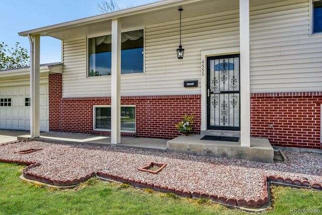 4555 W 65th Avenue, Arvada, CO 80003