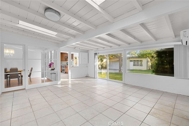 2976 Lombardy Rd, Pasadena, CA 91107