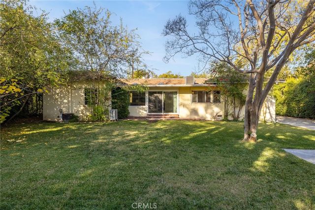 2976 Lombardy Rd, Pasadena, CA 91107