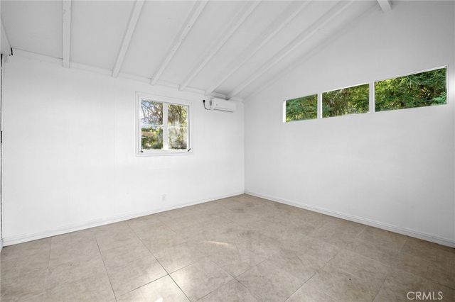 2976 Lombardy Rd, Pasadena, CA 91107