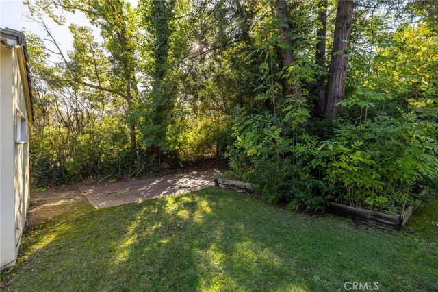2976 Lombardy Rd, Pasadena, CA 91107