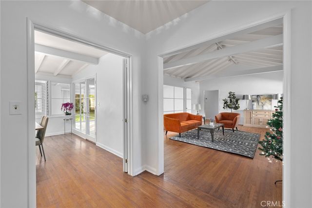 2976 Lombardy Rd, Pasadena, CA 91107